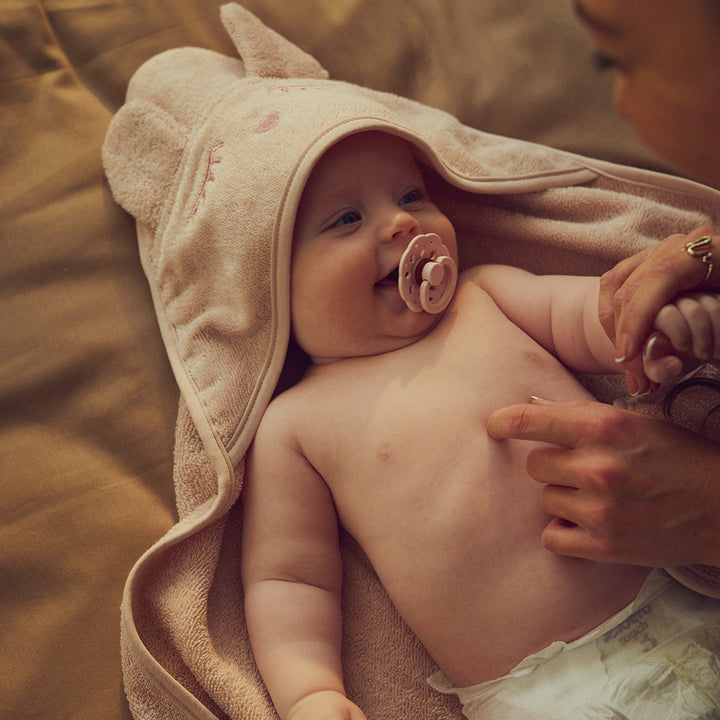 müsli Baby towel with ears in organic cotton 70x70 cm Bathrobes & Towels Nightingale 014380306
