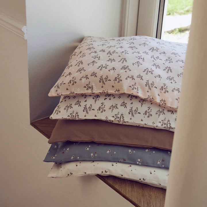 müsli FLORAL bed linen -JUNIOR Bed Linen & Blankets Balsam cream/ Walnut 690000319