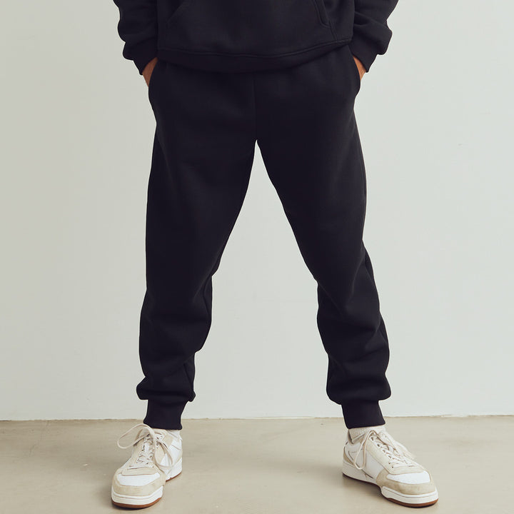 Conservandum Sweat pants Pants Black 019400706